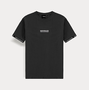 Темно серая футболка